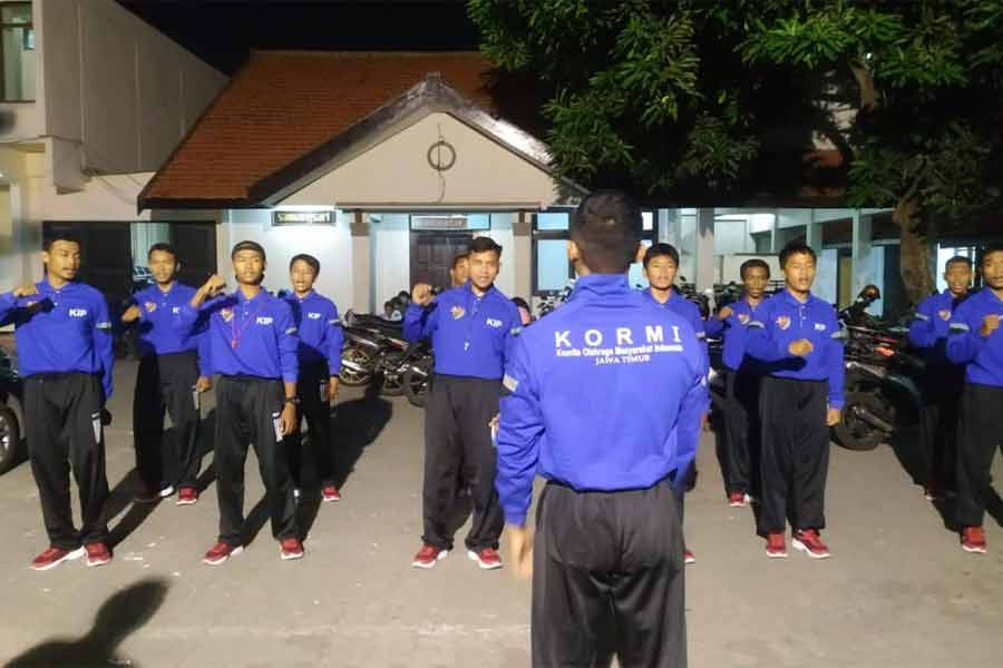 Tim KORMI Jatim Juara 1 Gerak Jalan Mojosuro