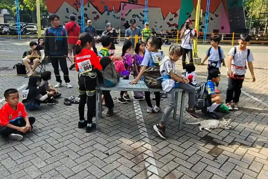 61 Peserta Berkompetisi di Panjat Tebing FORDA Jatim II/2024 Inorga Federasi Panjat Tebing Indonesia (FPTI) di FORDA Jatim II/2024. Sumber Foto: FPTI Jatim