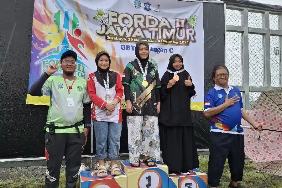 Pemenang FESPATI FORDA Jatim II 2024 Kategori U 18 Putri. Foto : Dok. TD FESPATI