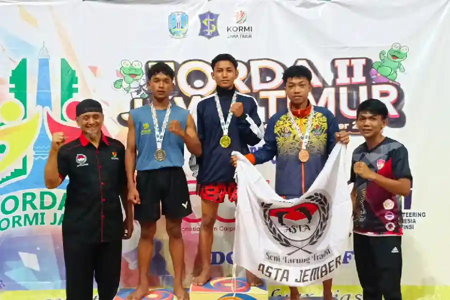 Juara 3 Induk Olahraga Seni Tarung Tradisional pada FORDA II Jatim Diumumkan Festival Olahraga Masyarakat Daerah Provinsi Jawa Timur II Tahun 2024 (FORDA Jatim II/2024). Foto: MC Jatim