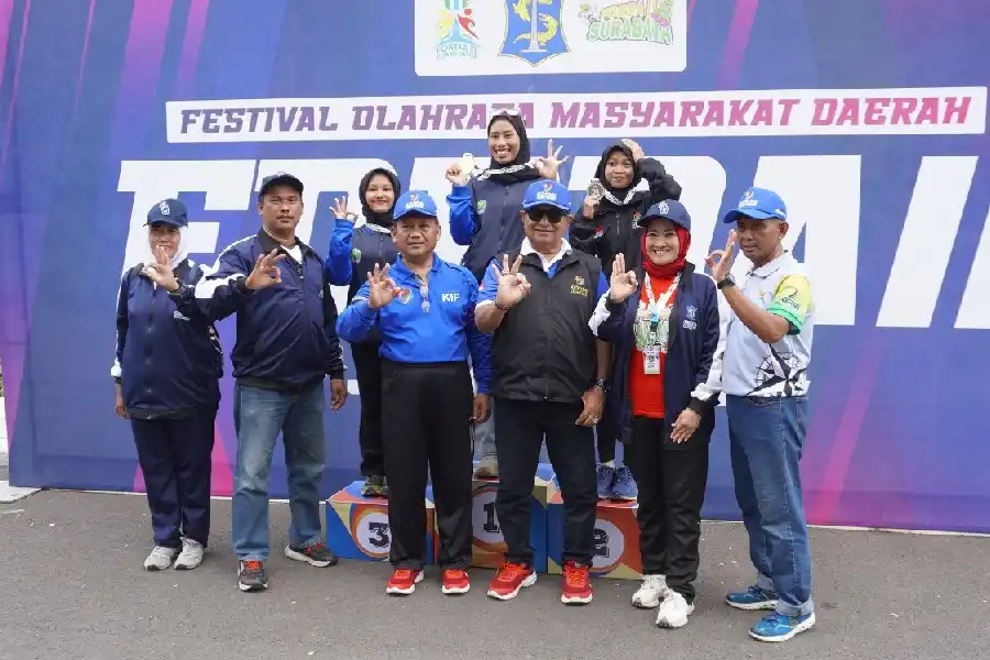 Induk Olahraga Orienteering pada FORDA II Jatim Umumkan Juara peraih medali Induk Organisasi Olahraga (Inorga) Federasi Orienteering Nasional Indonesia (FONI) kategori Sprint Puteri di Komplek Stadion GBT Surabaya, Rabu 4/12/24, Foto : Aldick JNR