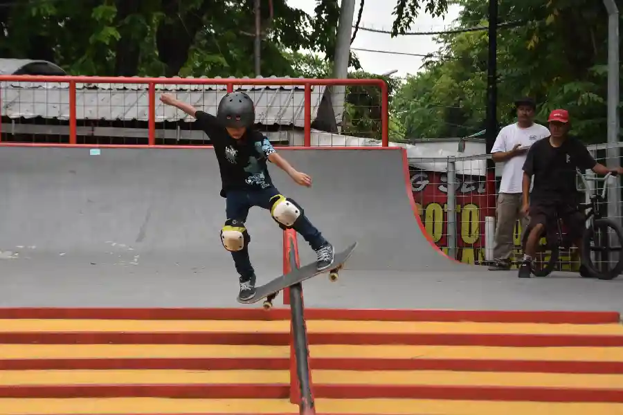 Olahraga Skateboard. Foto : Moko - JNR