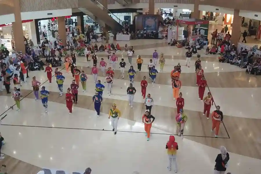 Senam Tulang Sehat Kontingen Jatim Bawa Emas dari FORNAS 2025 NTB